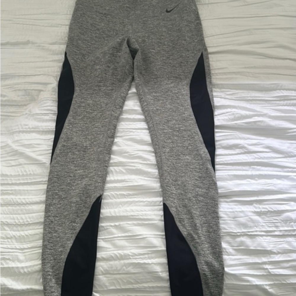 Nike Heather Gray and Black Athletic Leggings